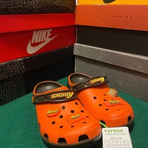 CROCS Kids Reese's Orange Slippers
